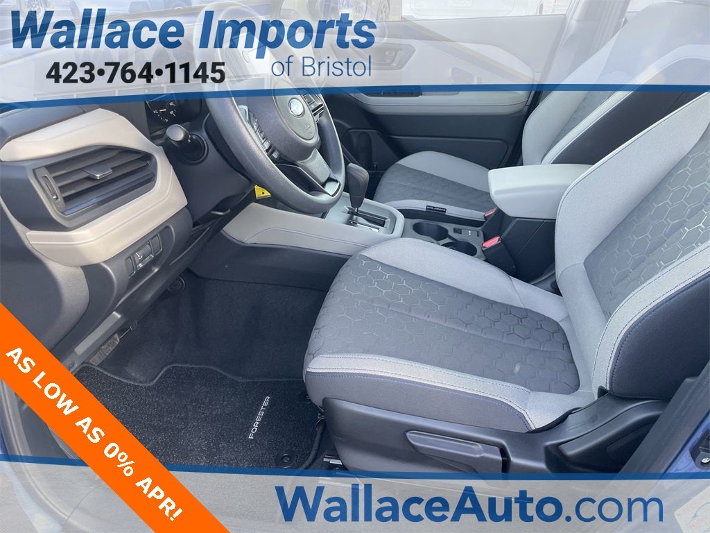 2025 Subaru Forester Base