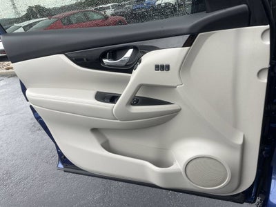 2022 Nissan Rogue Sport SV