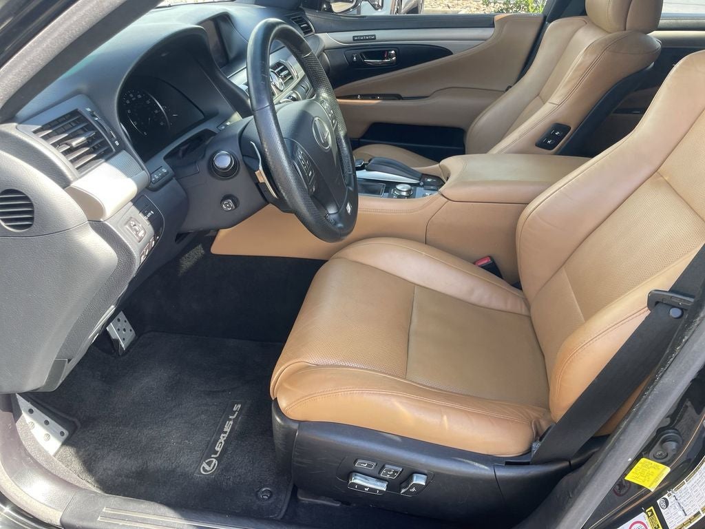 2014 Lexus LS 460