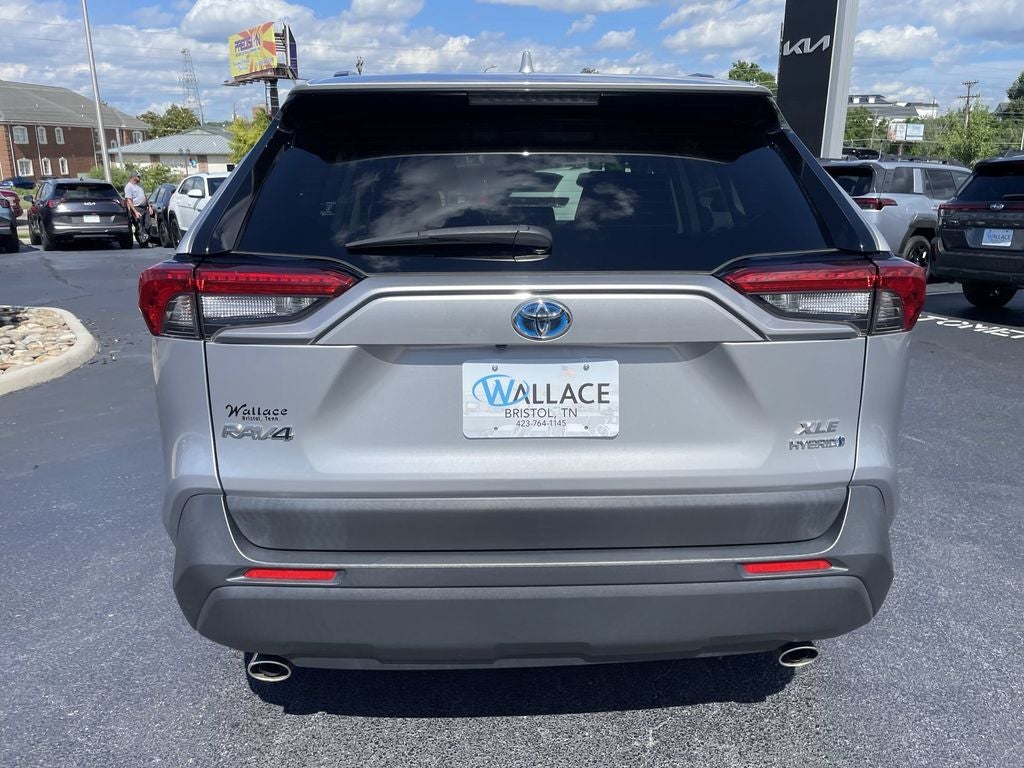2021 Toyota RAV4 Hybrid XLE