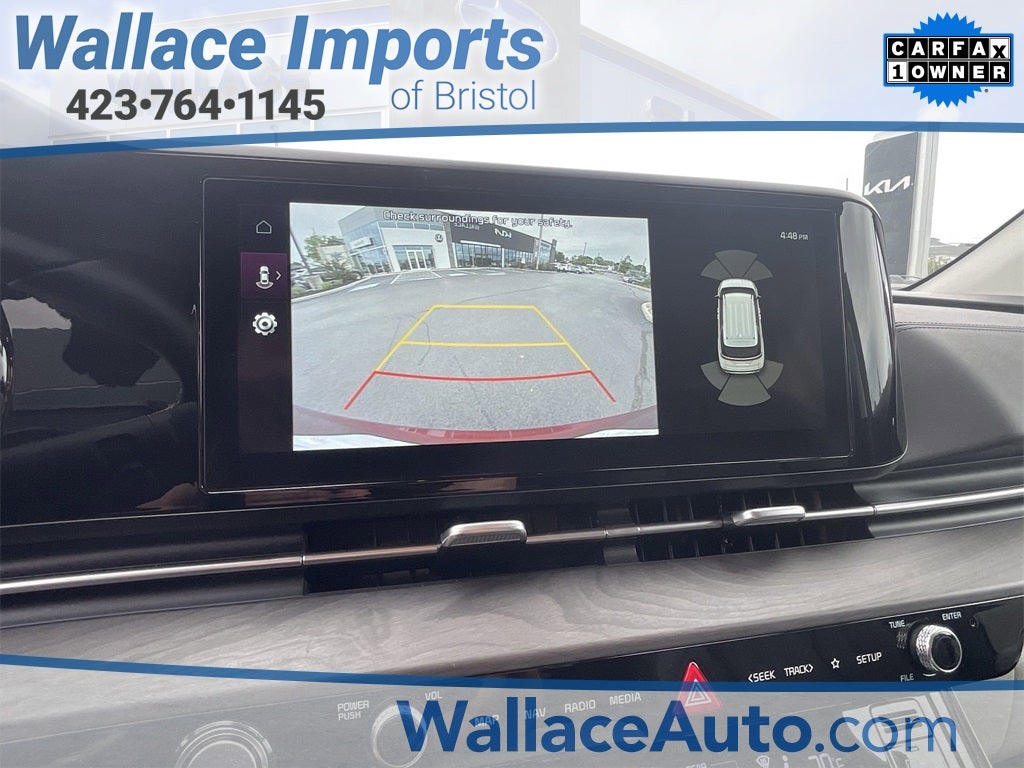 2024 Kia Carnival EX