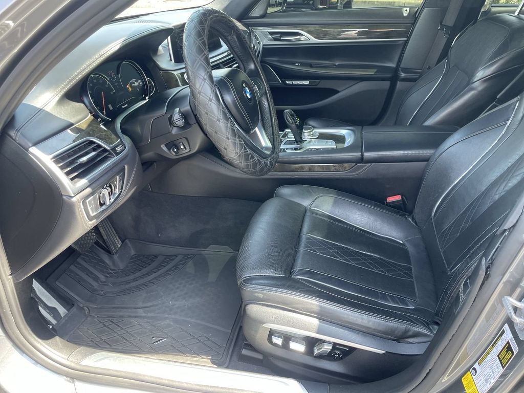 2016 BMW 7 Series 750i