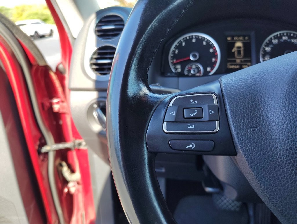 2014 Volkswagen Tiguan S 4Motion