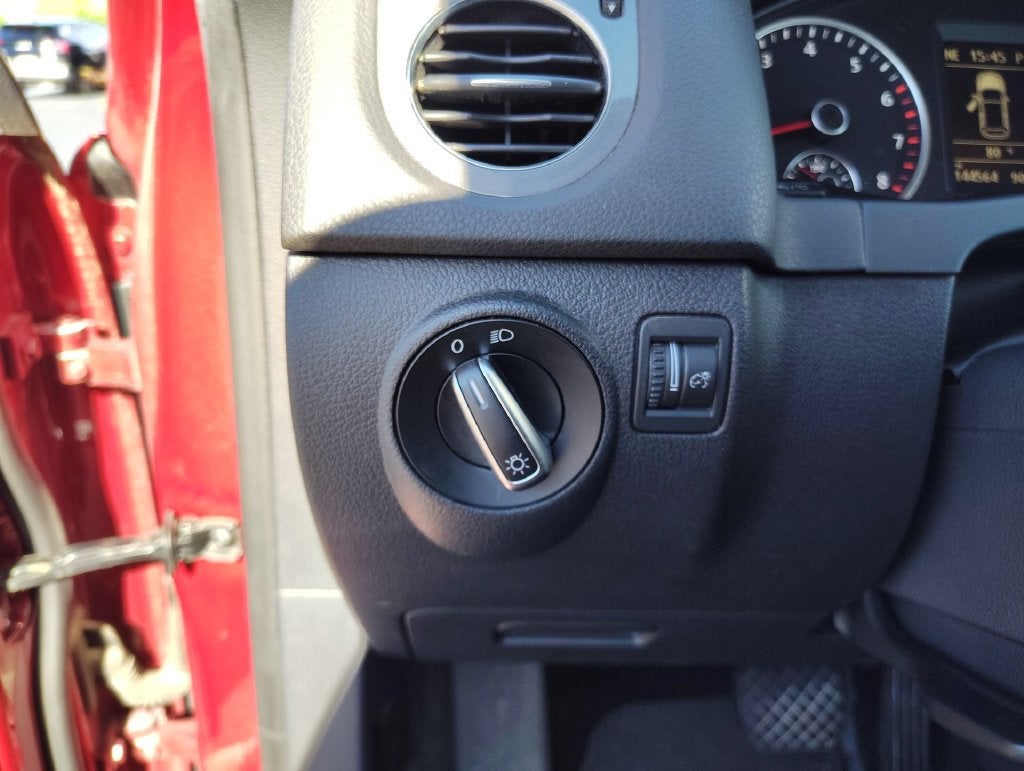 2014 Volkswagen Tiguan S 4Motion
