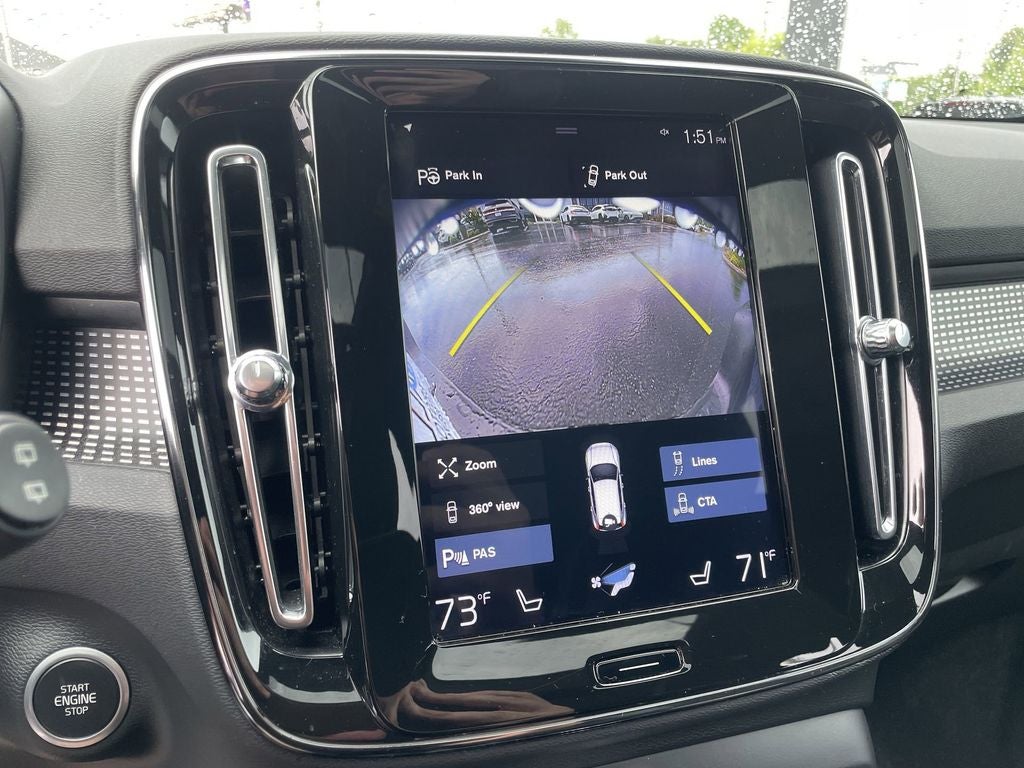 2020 Volvo XC40 R-Design