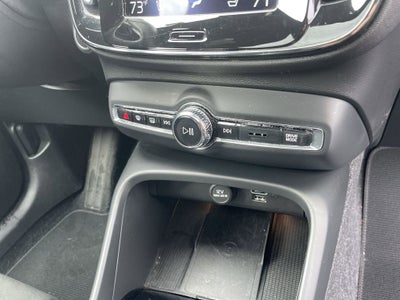 2020 Volvo XC40 R-Design