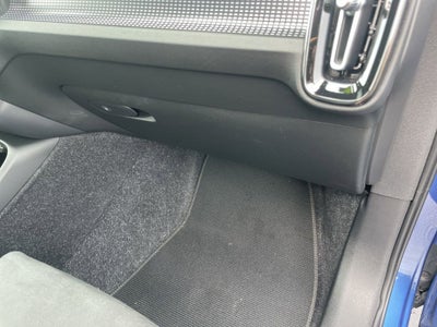2020 Volvo XC40 R-Design