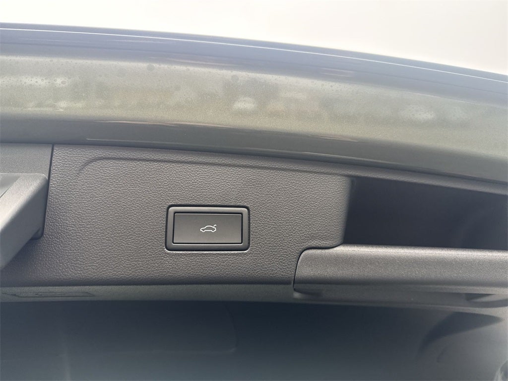 2026 Volkswagen Atlas Cross Sport 2.0T SEL