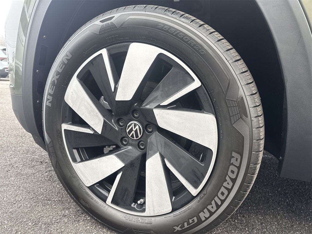 2026 Volkswagen Atlas Cross Sport 2.0T SEL