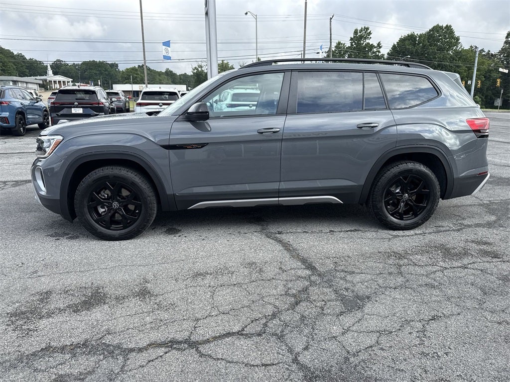 2025 Volkswagen Atlas 2.0T Peak Edition