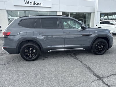 2025 Volkswagen Atlas 2.0T Peak Edition