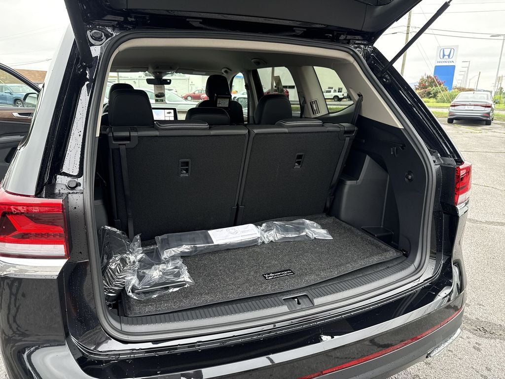2026 Volkswagen Atlas 2.0T SE