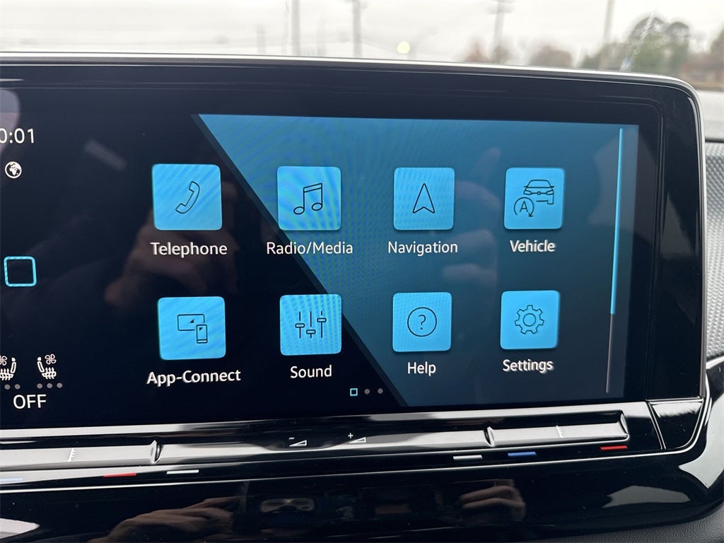 2026 Volkswagen Atlas Cross Sport 2.0T SEL Premium R-Line