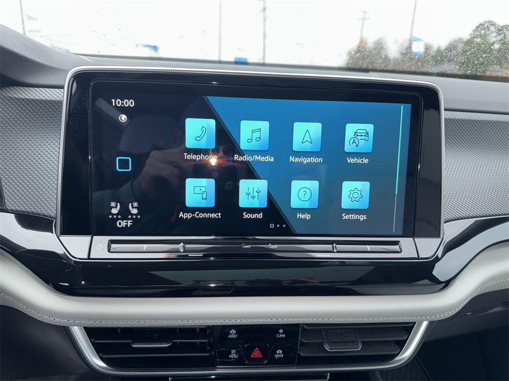 2025 Volkswagen Atlas Cross Sport 2.0T SEL Premium R-Line