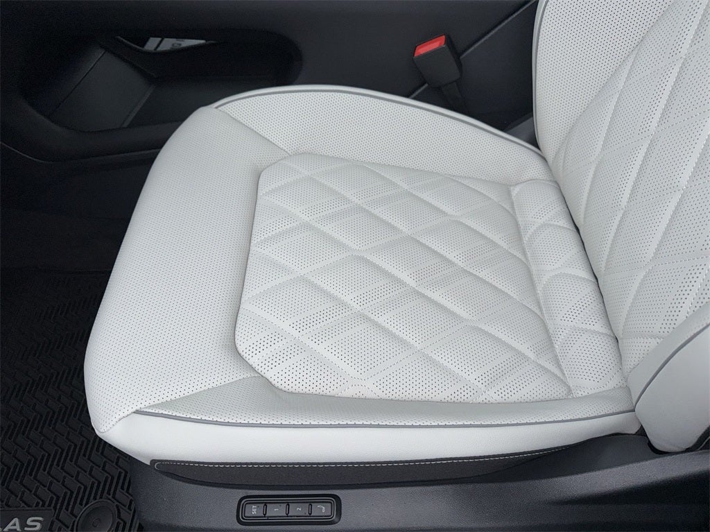 2025 Volkswagen Atlas Cross Sport 2.0T SEL Premium R-Line