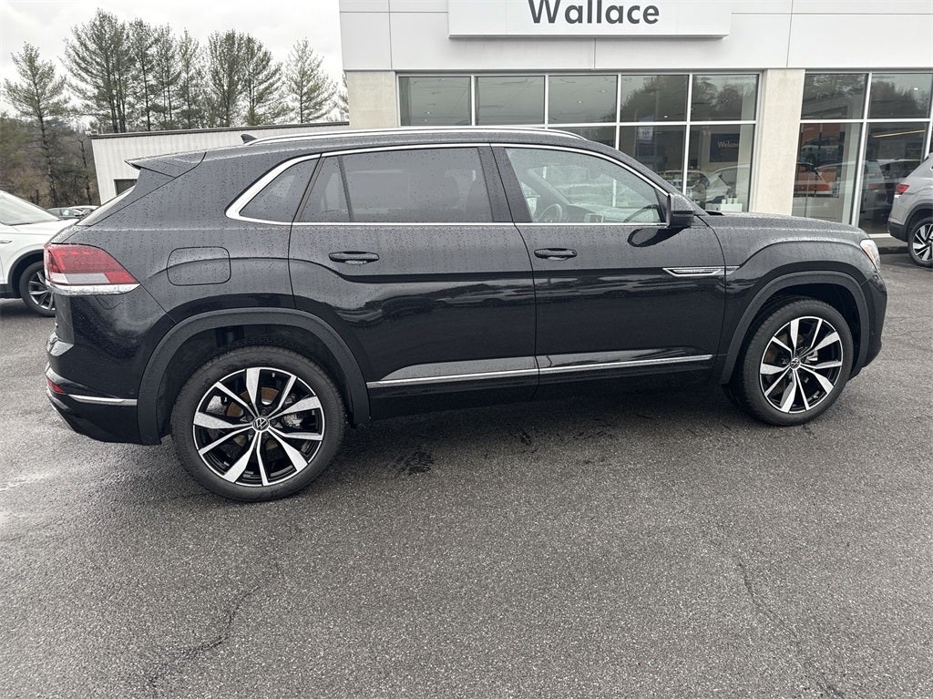 2024 Volkswagen Atlas Cross Sport 2.0T SEL Premium R-Line