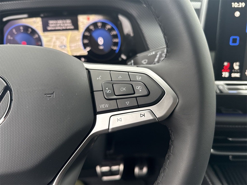 2025 Volkswagen Atlas Cross Sport 2.0T SEL Premium R-Line