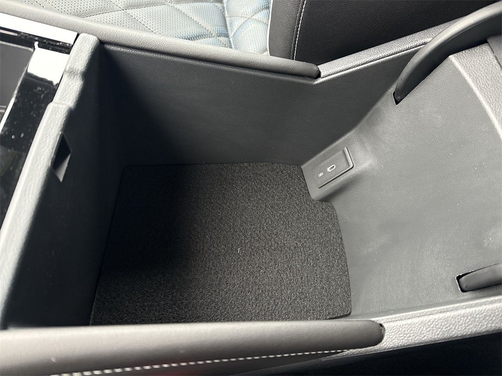 2025 Volkswagen Atlas Cross Sport 2.0T SEL Premium R-Line