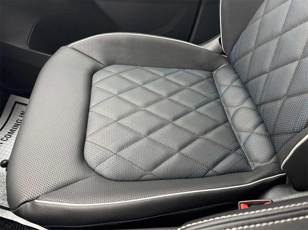 2025 Volkswagen Atlas Cross Sport 2.0T SEL Premium R-Line