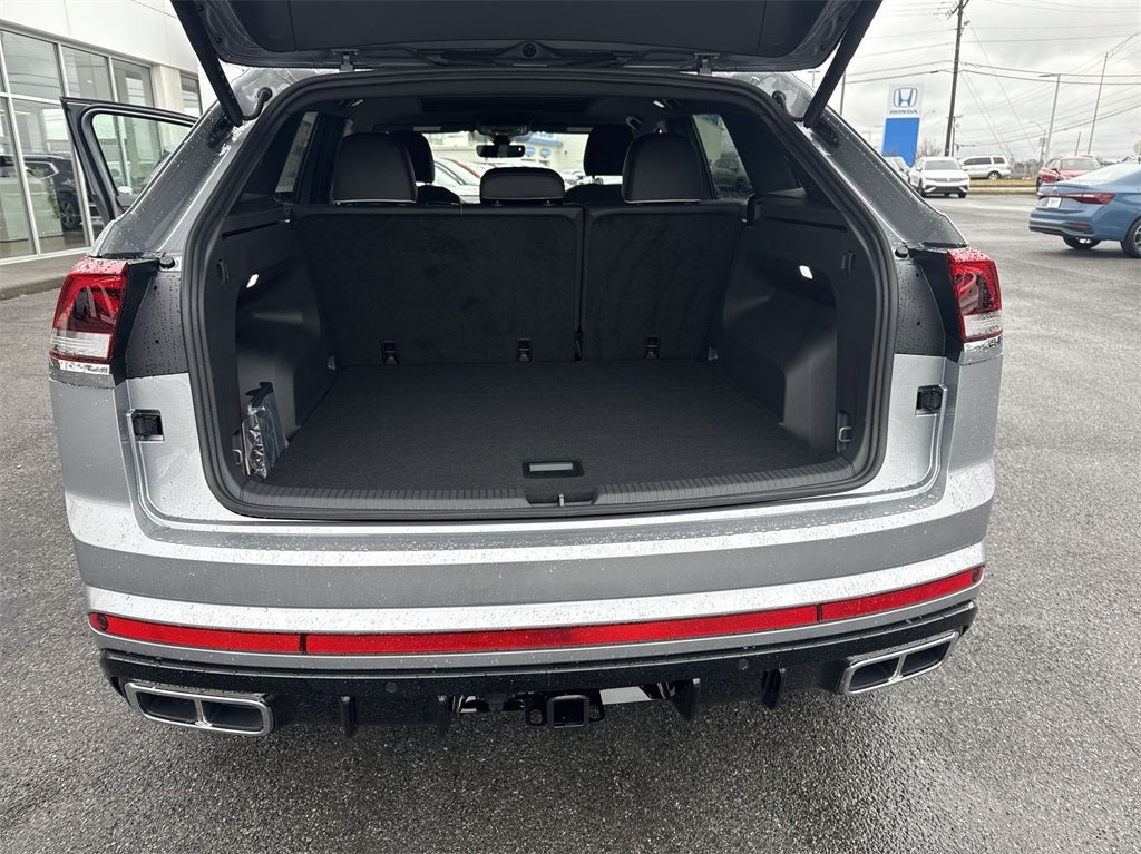 2025 Volkswagen Atlas Cross Sport 2.0T SEL Premium R-Line