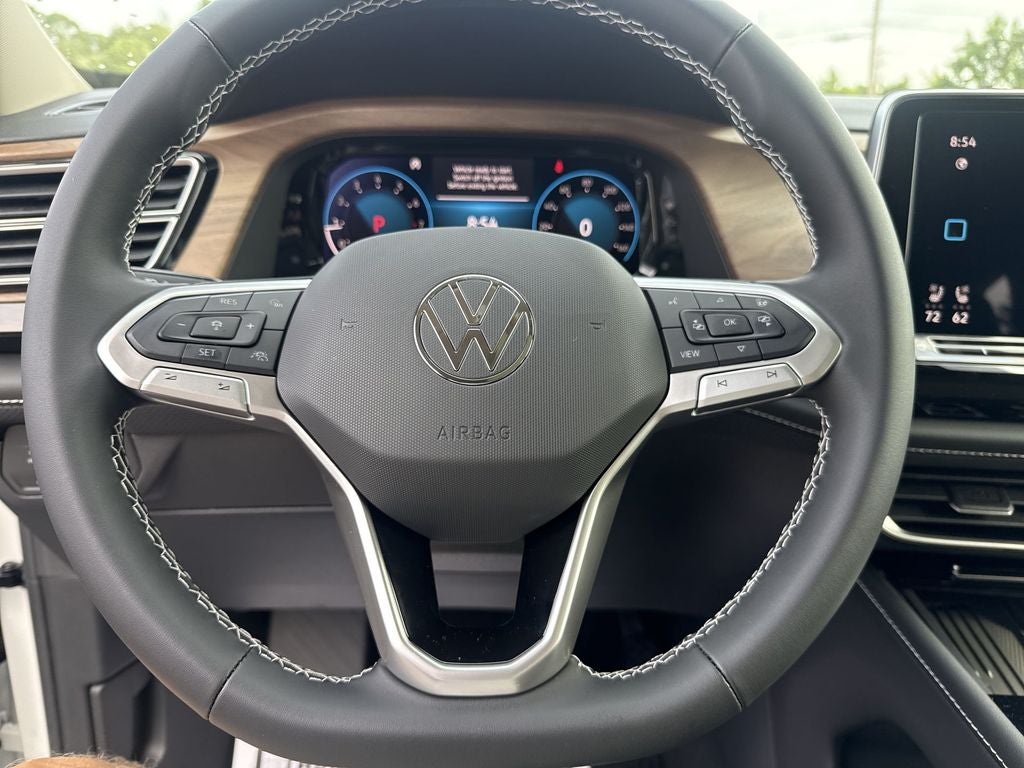 2026 Volkswagen Atlas SE w/Technology