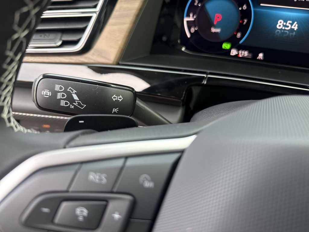 2026 Volkswagen Atlas SE w/Technology