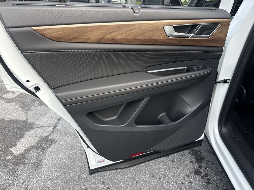 2026 Volkswagen Atlas SE w/Technology