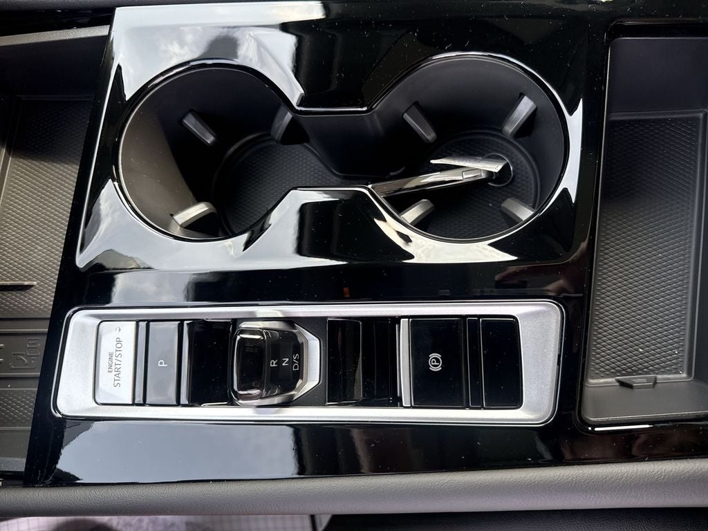 2026 Volkswagen Atlas SE w/Technology