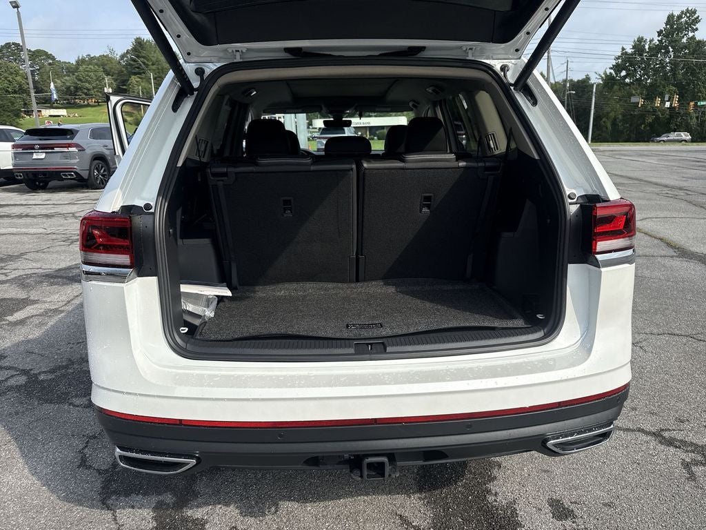 2026 Volkswagen Atlas SE w/Technology