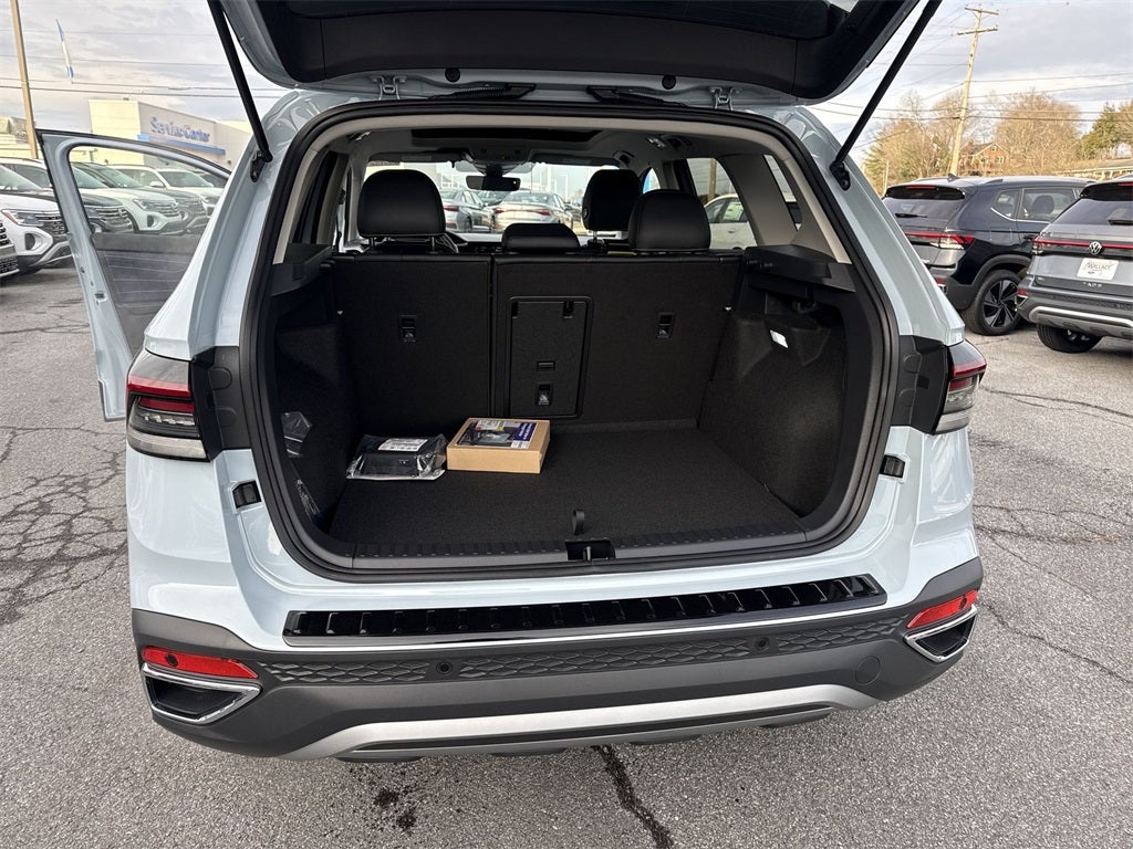 2026 Volkswagen Taos 1.5T SEL