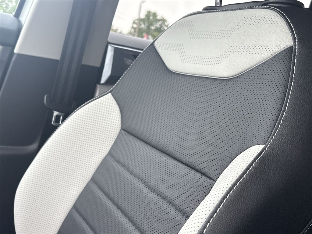 2025 Volkswagen Taos 1.5T SEL