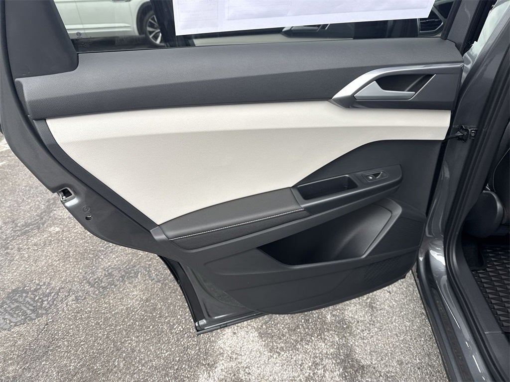 2026 Volkswagen Taos 1.5T SEL