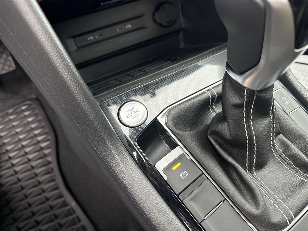 2026 Volkswagen Taos 1.5T SEL