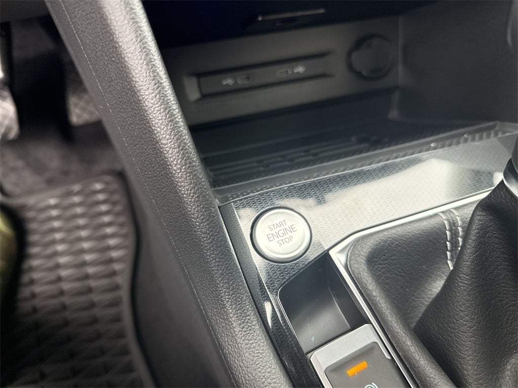 2025 Volkswagen Taos 1.5T SEL