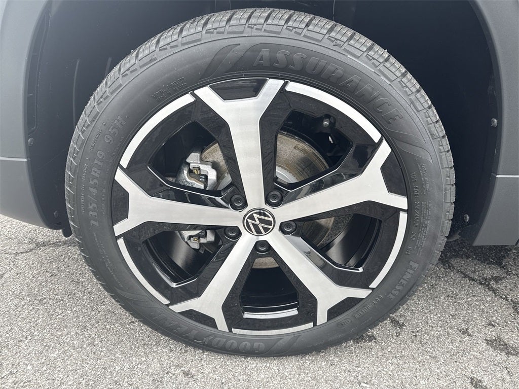 2025 Volkswagen Taos 1.5T SEL