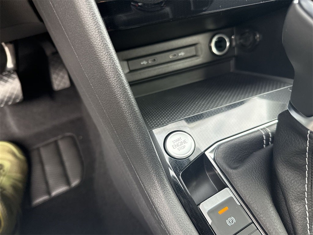 2025 Volkswagen Taos 1.5T S