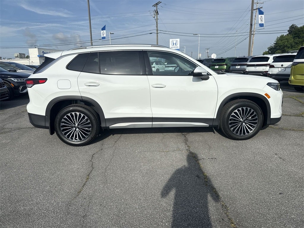 2025 Volkswagen Tiguan 2.0T S