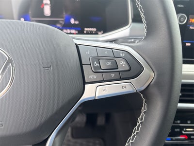 2025 Volkswagen Taos 1.5T SE