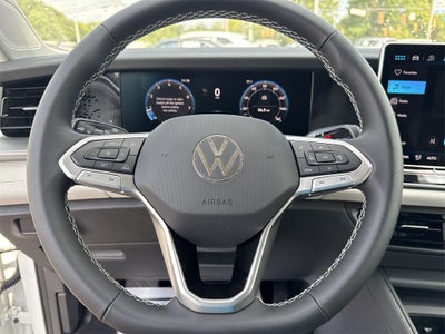 2025 Volkswagen Tiguan 2.0T SE