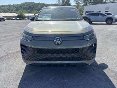 2026 Volkswagen Tiguan 2.0T SE R-Line Black
