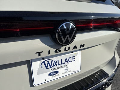 2026 Volkswagen Tiguan 2.0T SE R-Line Black