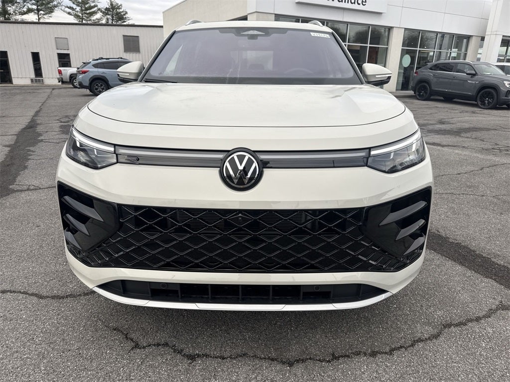 2026 Volkswagen Tiguan 2.0T SEL R-Line Turbo