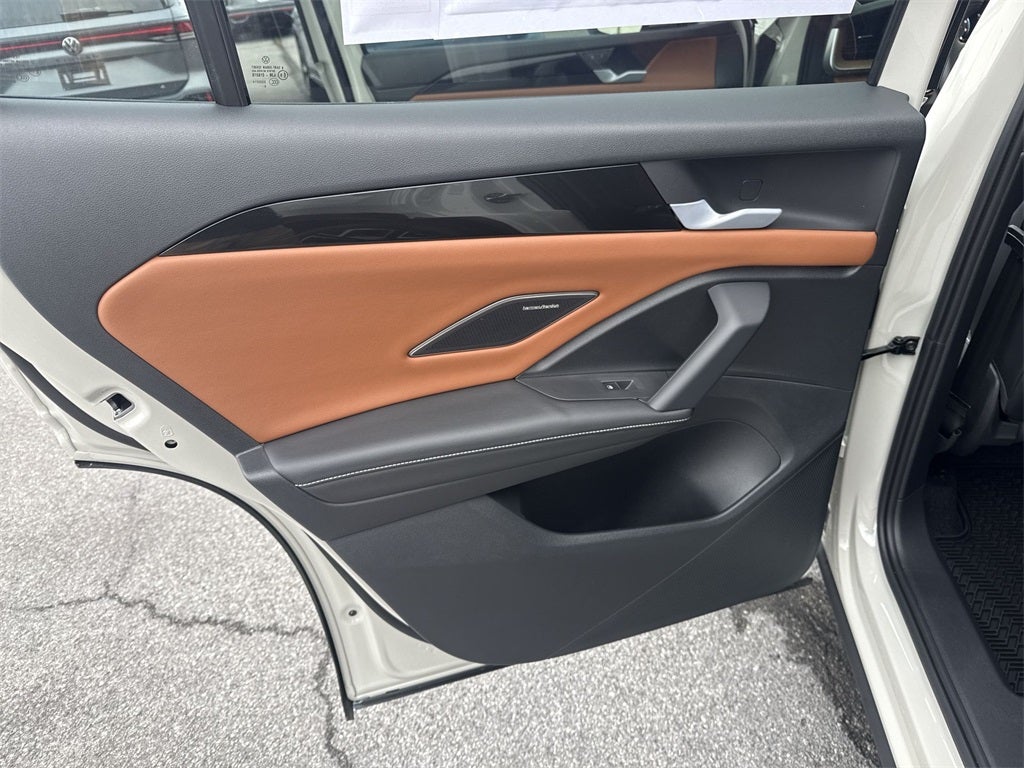 2026 Volkswagen Tiguan 2.0T SEL R-Line Turbo