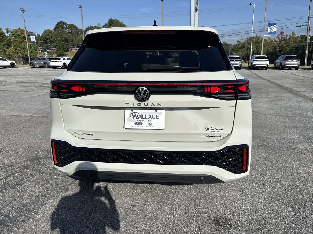2026 Volkswagen Tiguan SEL R-Line Turbo