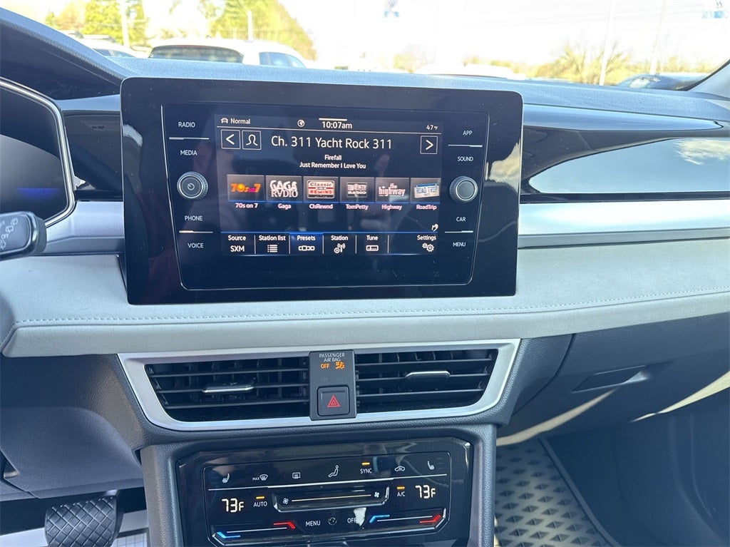 2025 Volkswagen Taos 1.5T SE