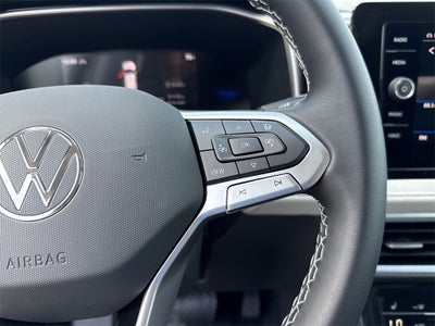 2025 Volkswagen Taos 1.5T SE