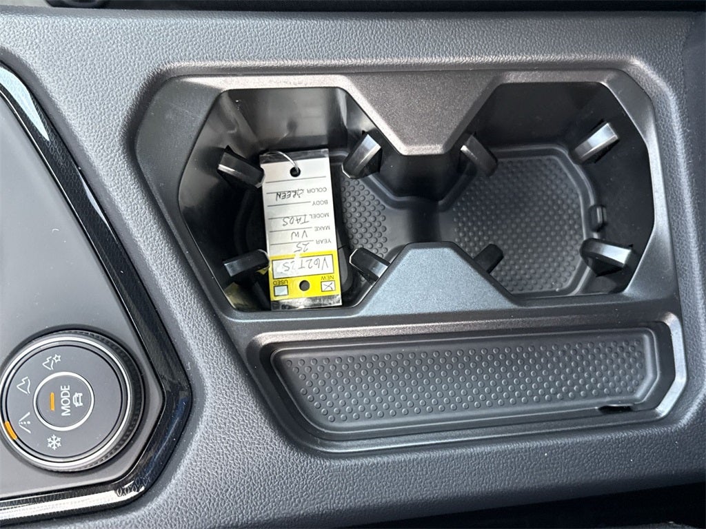 2025 Volkswagen Taos 1.5T SE