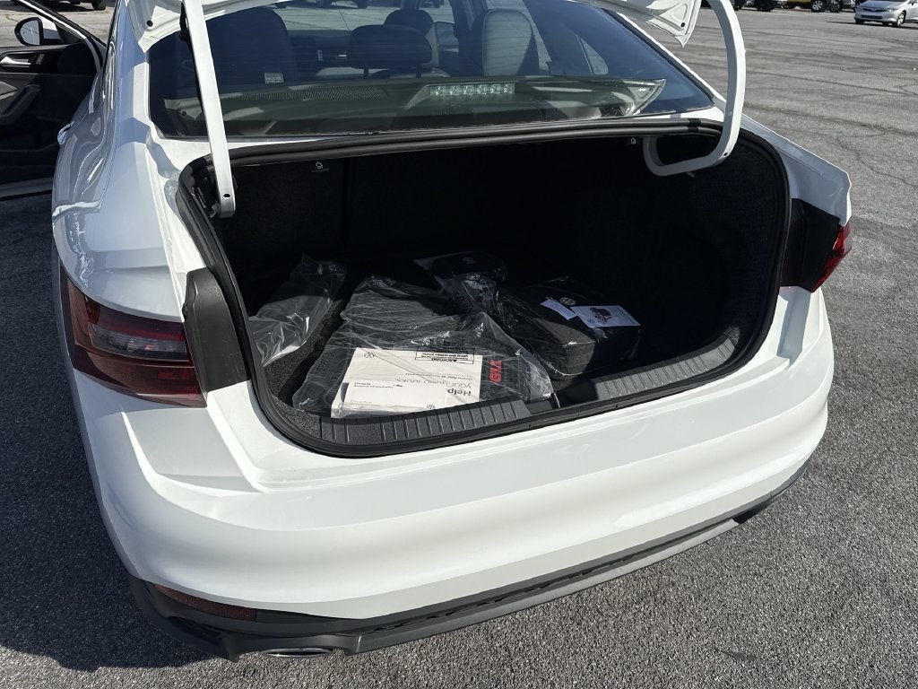 2027 Volkswagen Jetta GLI 2.0T Autobahn