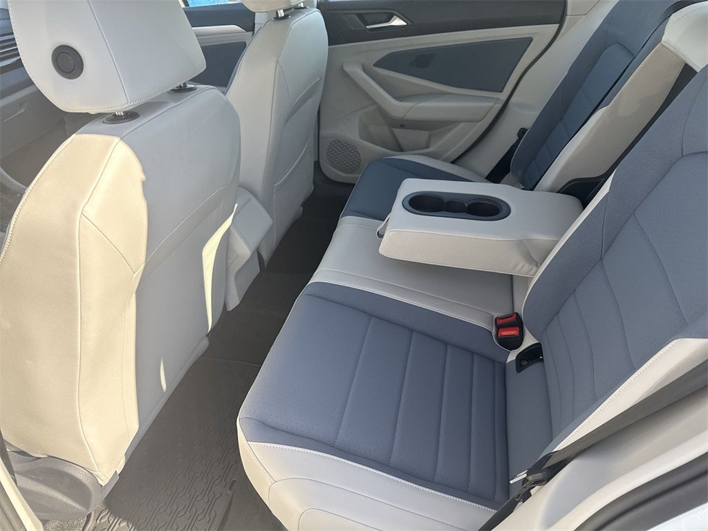 2025 Volkswagen Jetta 1.5T SE