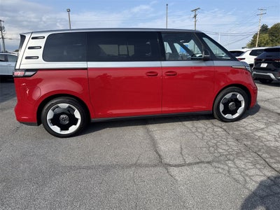 2025 Volkswagen ID. Buzz Pro S Plus